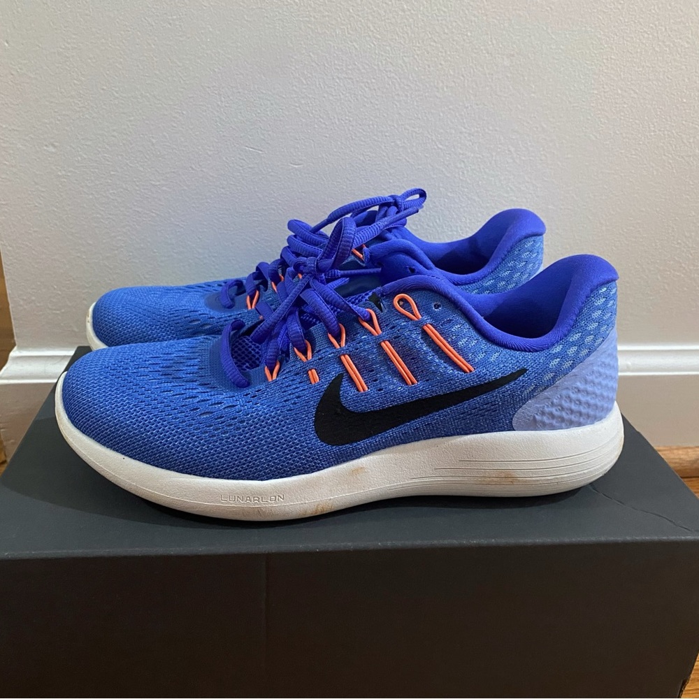 Blue Nike Tennis Shoes